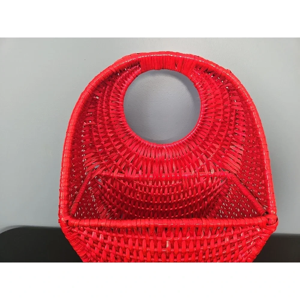 VINTAGE Red Wicker Farmhouse Mail‎ Flower Basket